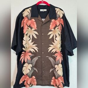 Tommy Bahama Camp Shirt Copyright Print  Short Sleeve  Size Xl  100% Silk